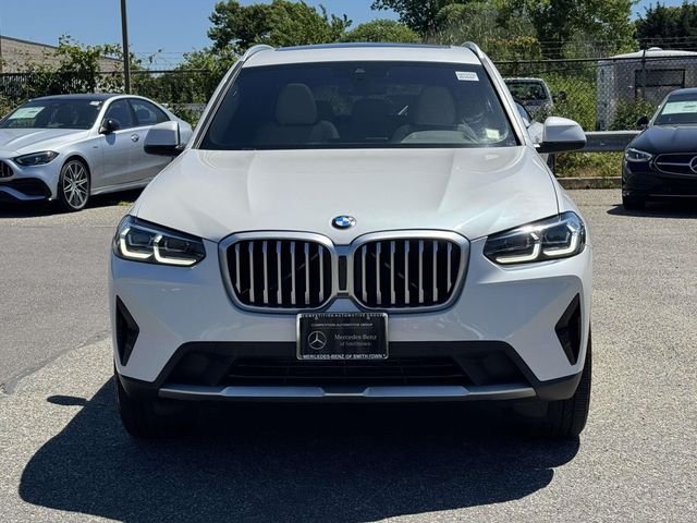 Used 2023 White BMW xDrive30i image 6