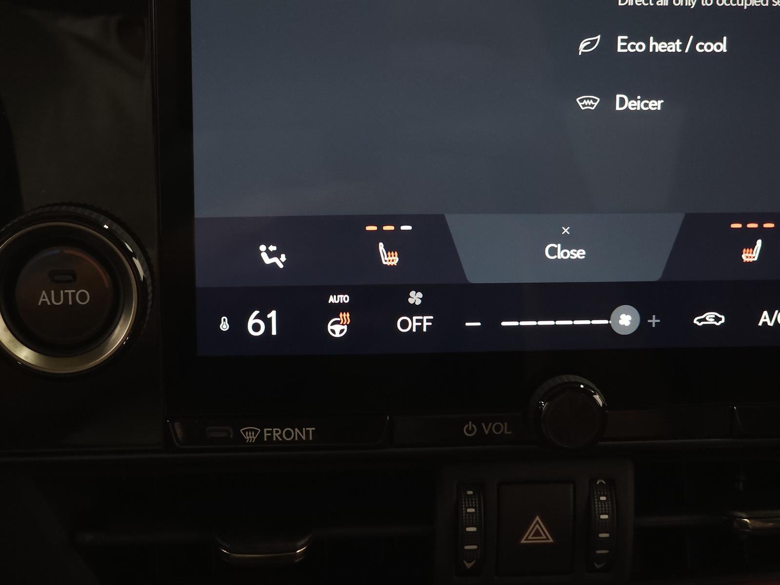 Certified Used 2025 White Lexus  image 27