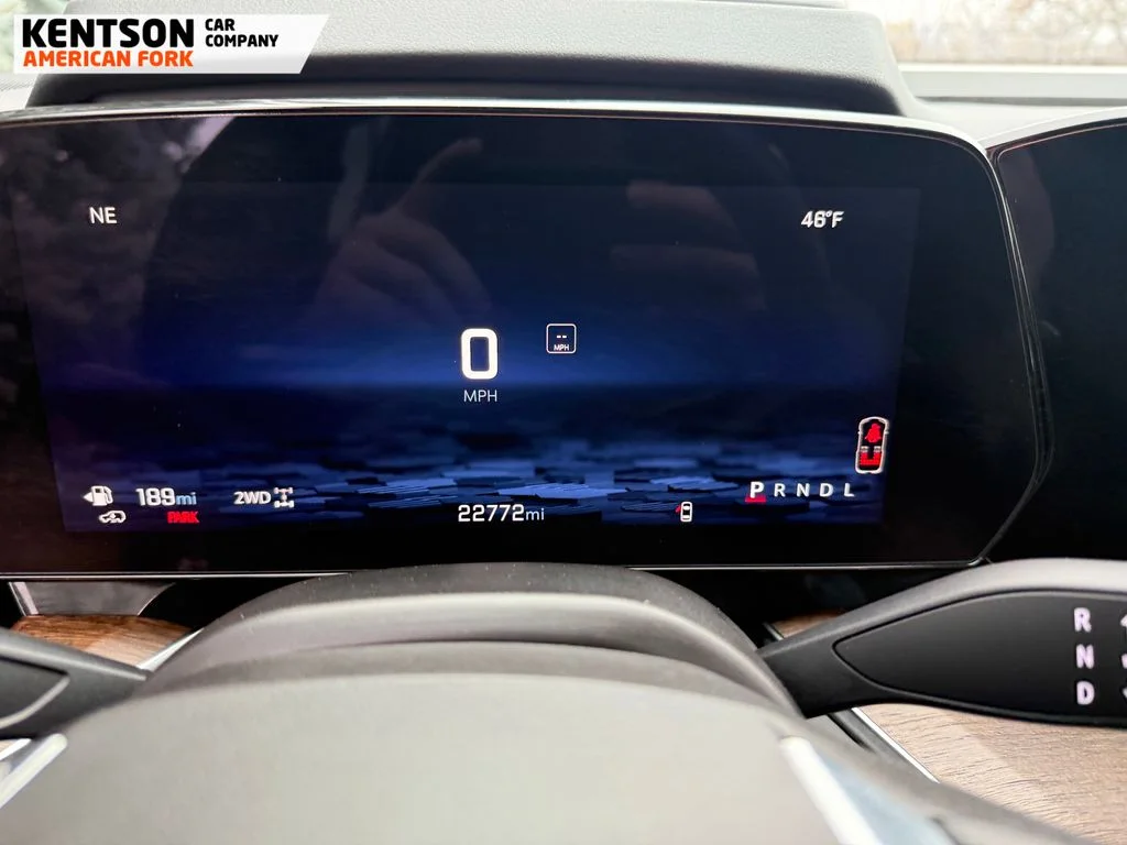 2025 Chevrolet Suburban High Country - Photo 16