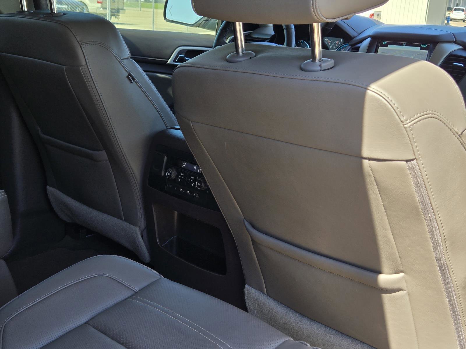 Used 2017 White Frost Tricoat GMC Denali image 43