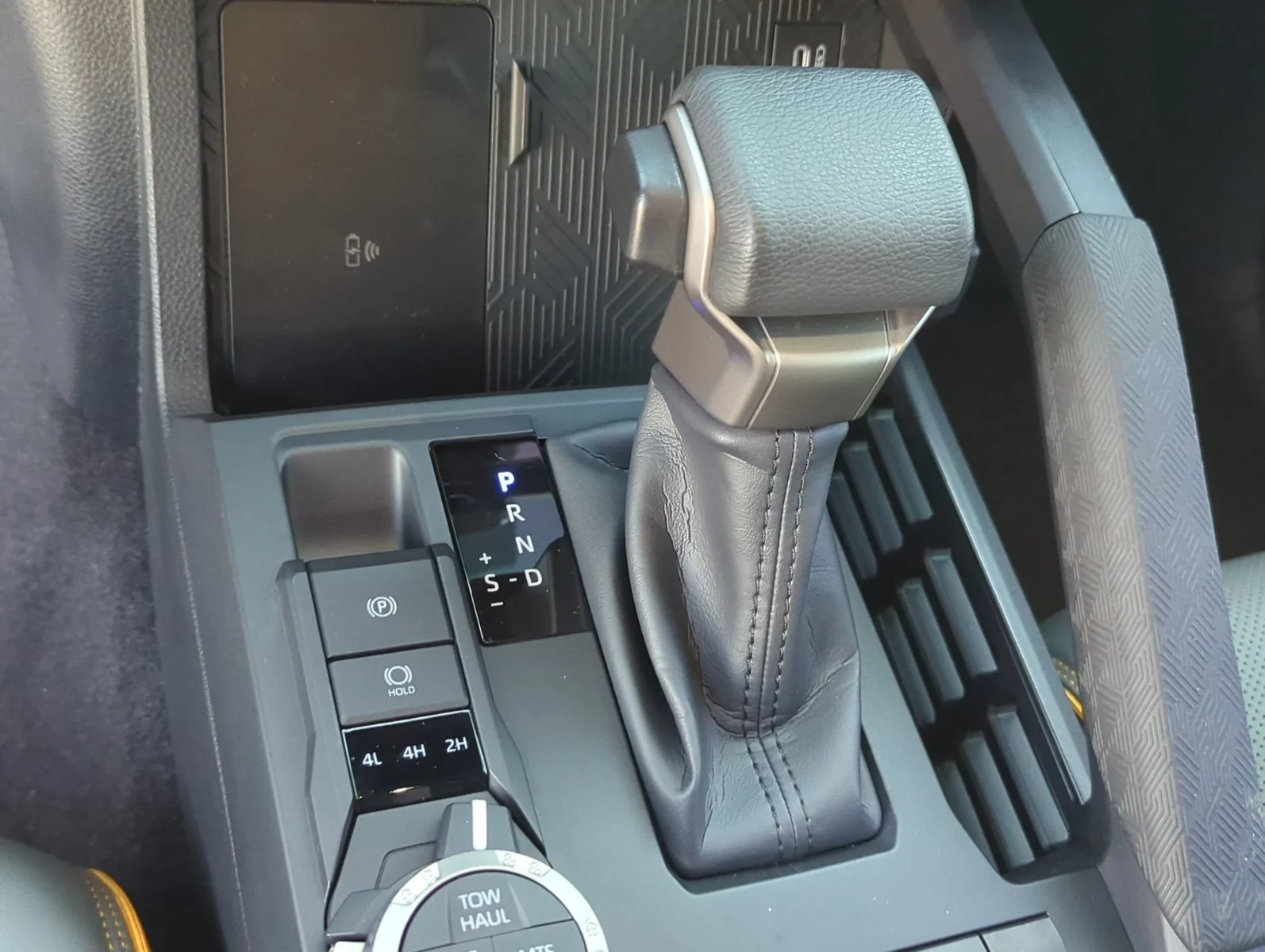 Used 2026 Bronze Oxide Toyota Trailhunter Hybrid image 24
