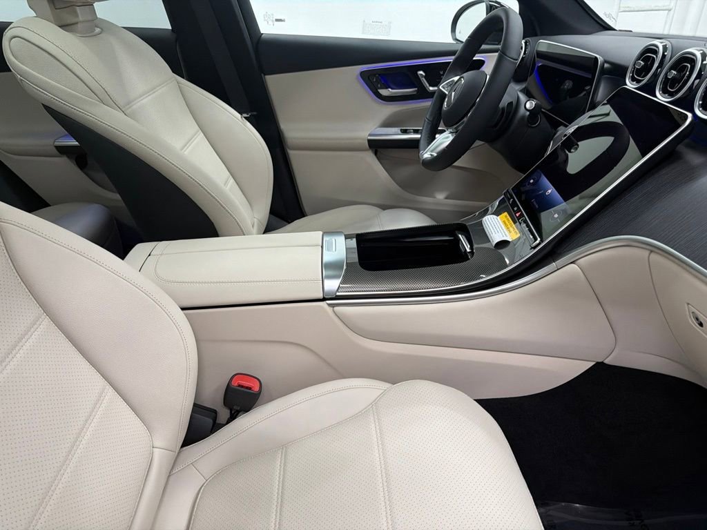New 2026 Black Mercedes-Benz GLC 300 image 64