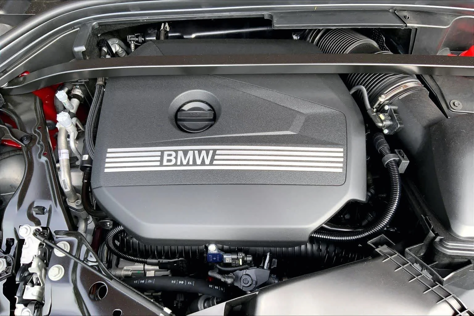 New 2026 Vegas Red Metallic BMW xDrive28i image 17
