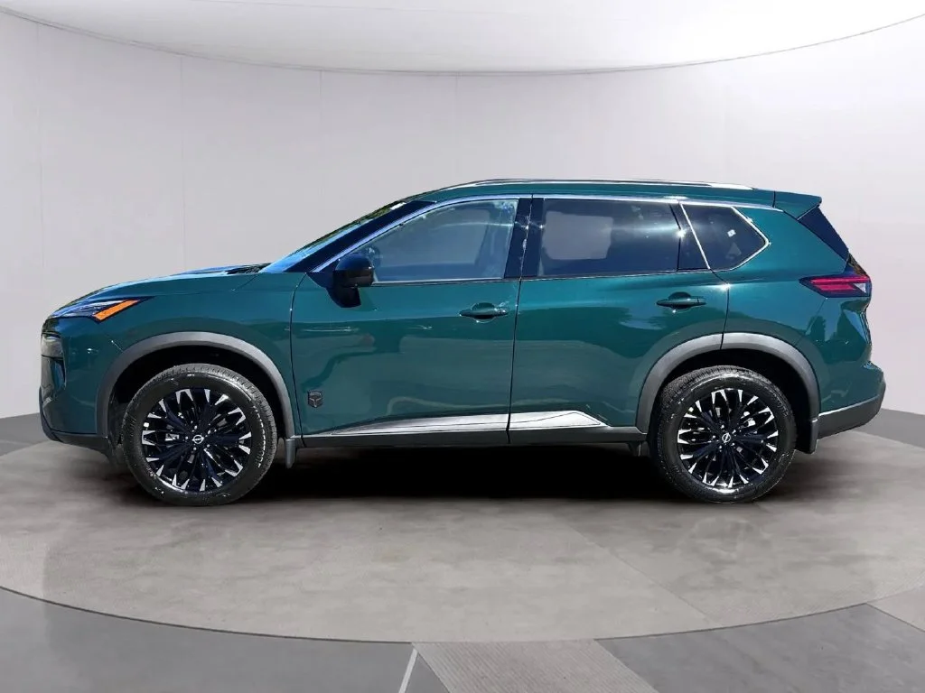 New 2026 Obsidian Green Nissan Dark Armor image 6