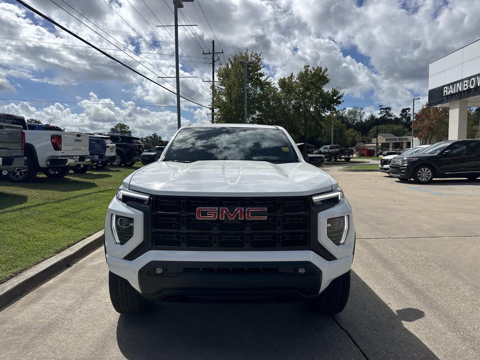 New 2026 Summit White GMC Elevation image 2