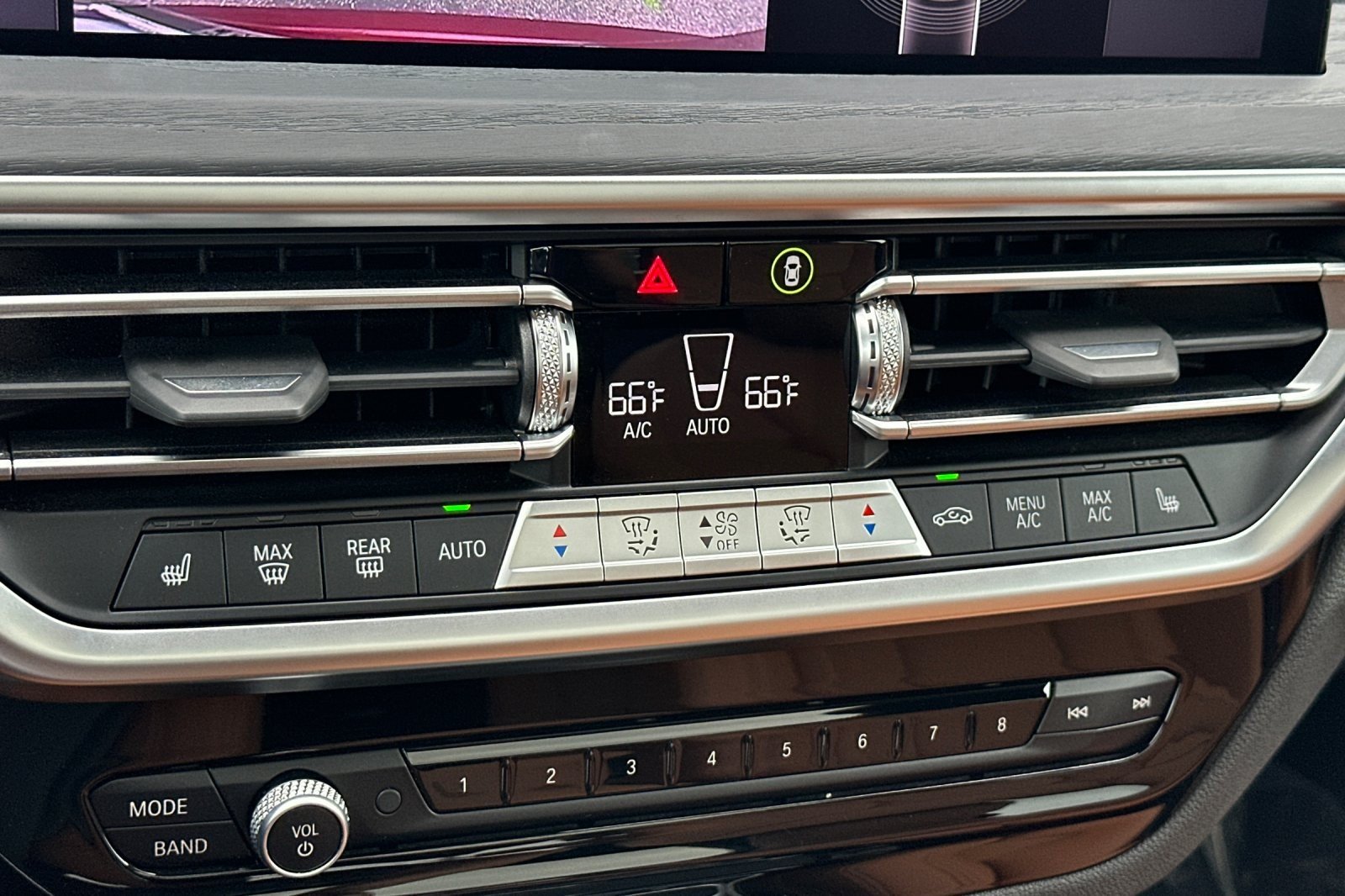Used 2023 Aventurin Red Metallic BMW sDrive30i image 20