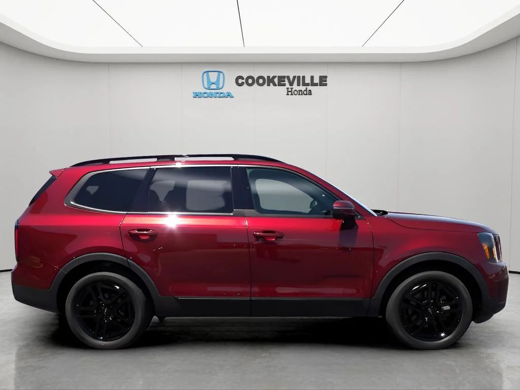 Used 2024 Dawning Red Kia EX X-Line image 8