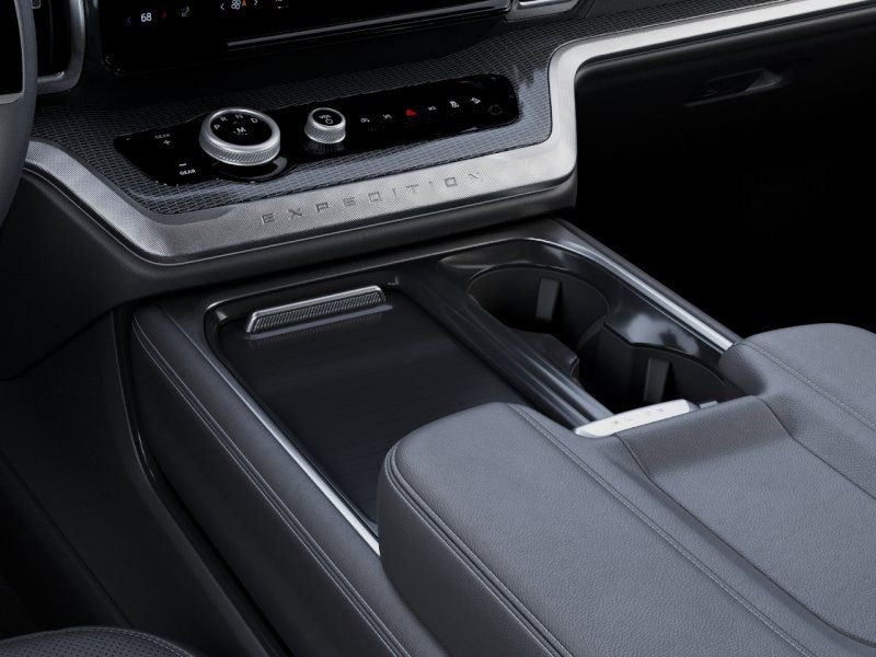 New 2027 Black Ford Platinum image 15