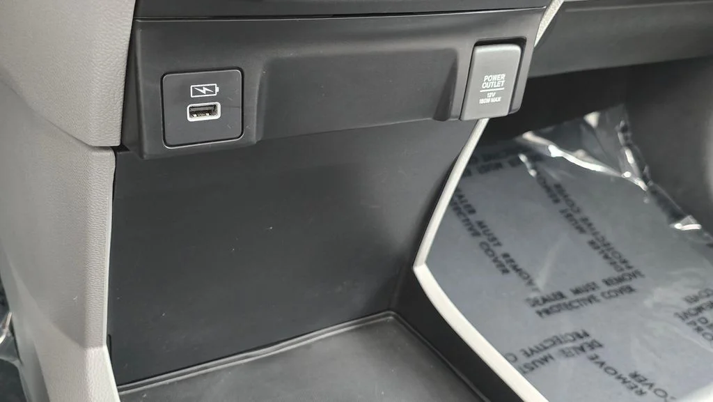 Used 2022  Honda EX-L image 35