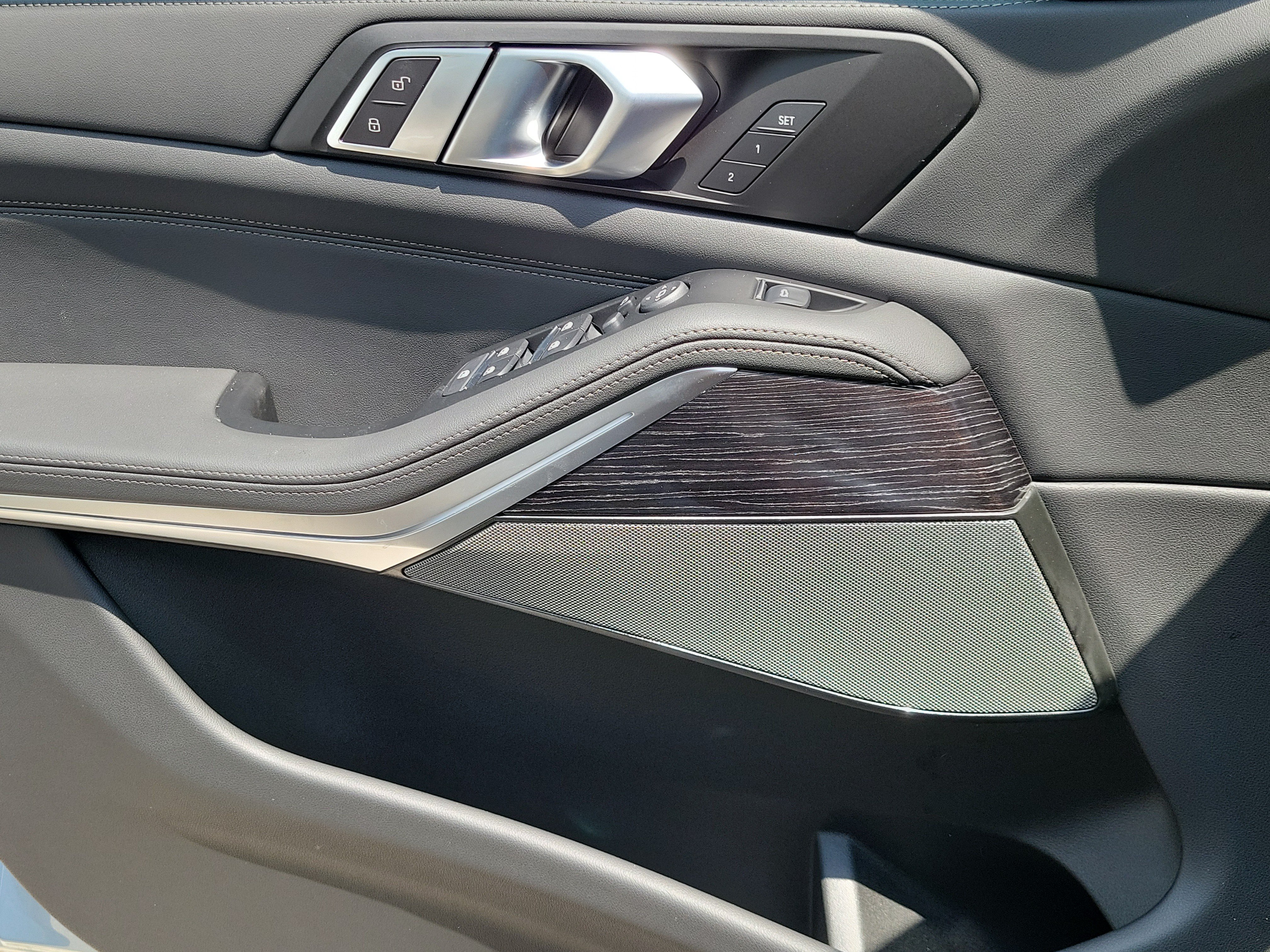 New 2026 Brooklyn Grey Metallic BMW sDrive40i image 14