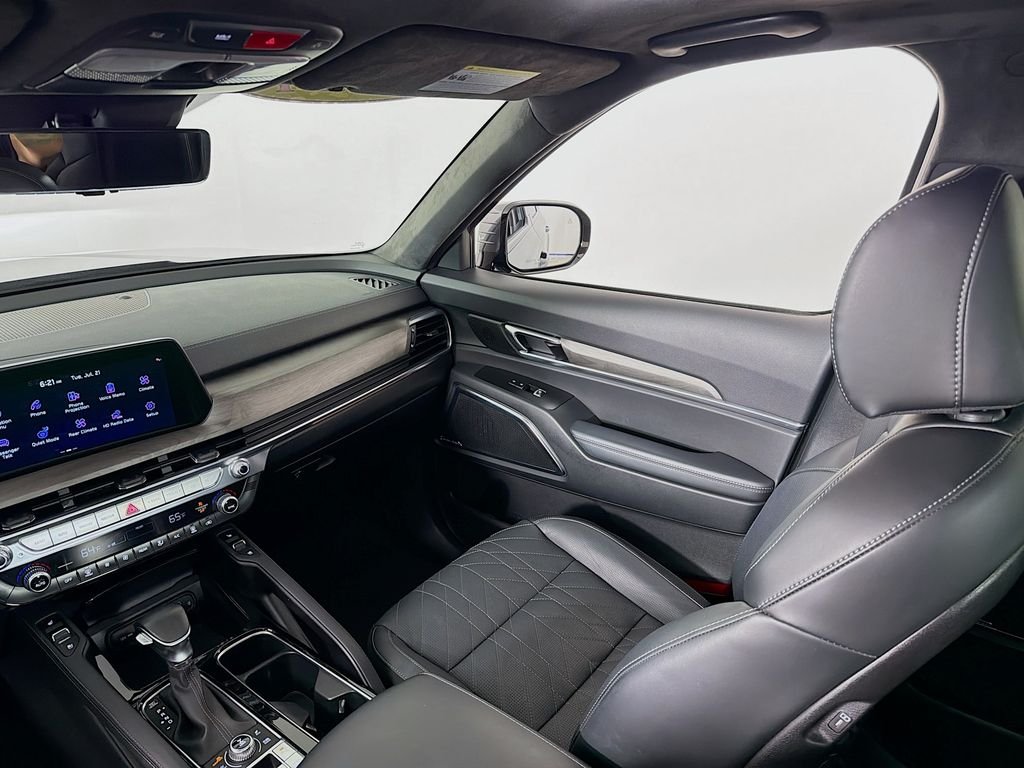 Used 2024 Gravity Gray Kia SX Prestige X-Line image 25