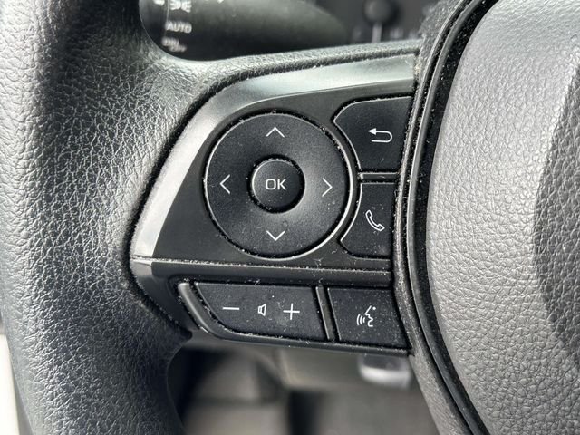 Used 2023 White Toyota LE image 21
