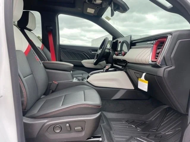 2026 GMC Canyon AT4X - Photo 16