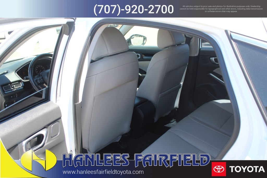 Used 2023  Honda EX-L image 15