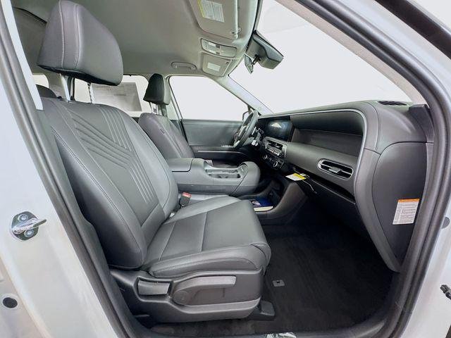 New 2026 White Hyundai Blue SEL 7P image 45
