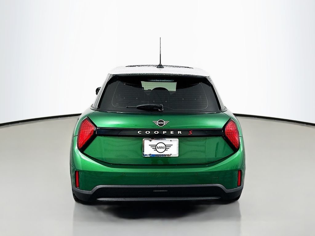 Used 2025 Green MINI Iconic image 6