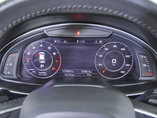 Used 2018 Gray Audi 3.0T Premium image 28
