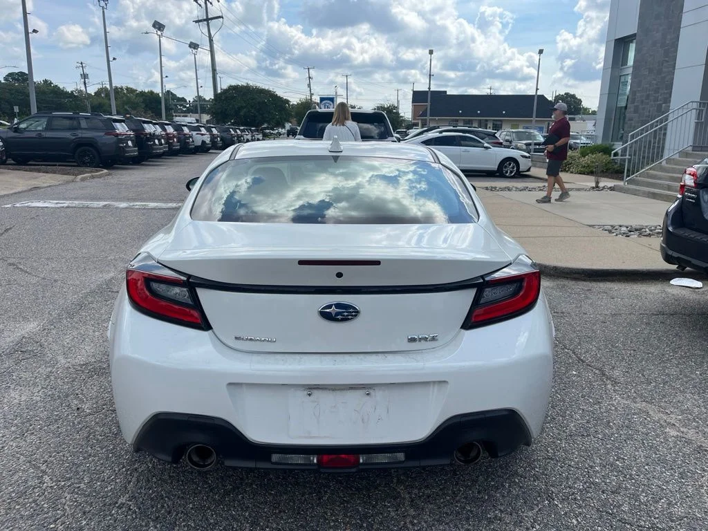 Used 2023 White Subaru Limited image 5