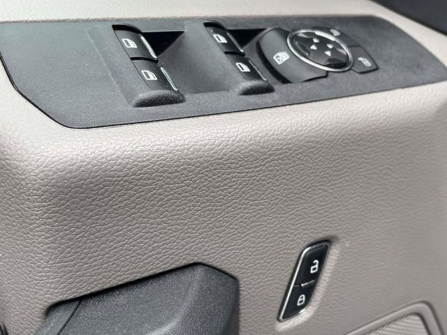 Used 2022 Oxford White Ford XL image 9