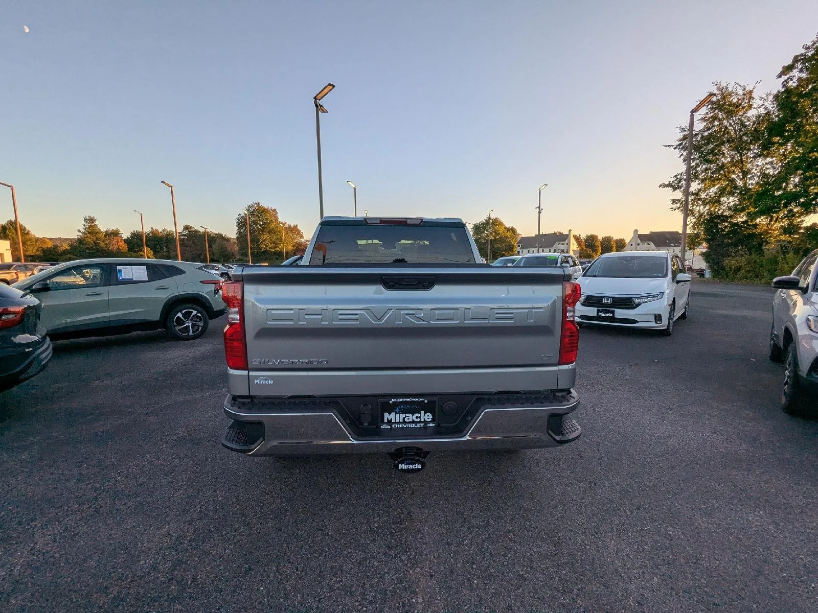 2026 Chevrolet Silverado 1500 LT - Photo 6