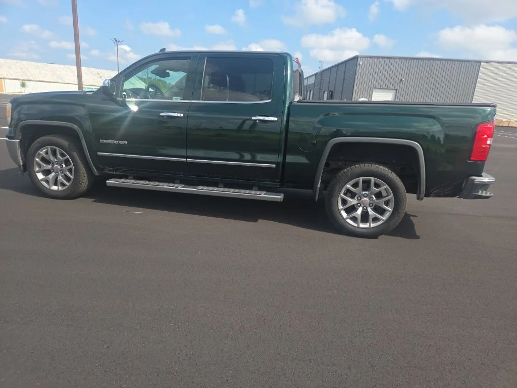 Used 2015 Green GMC SLT image 10