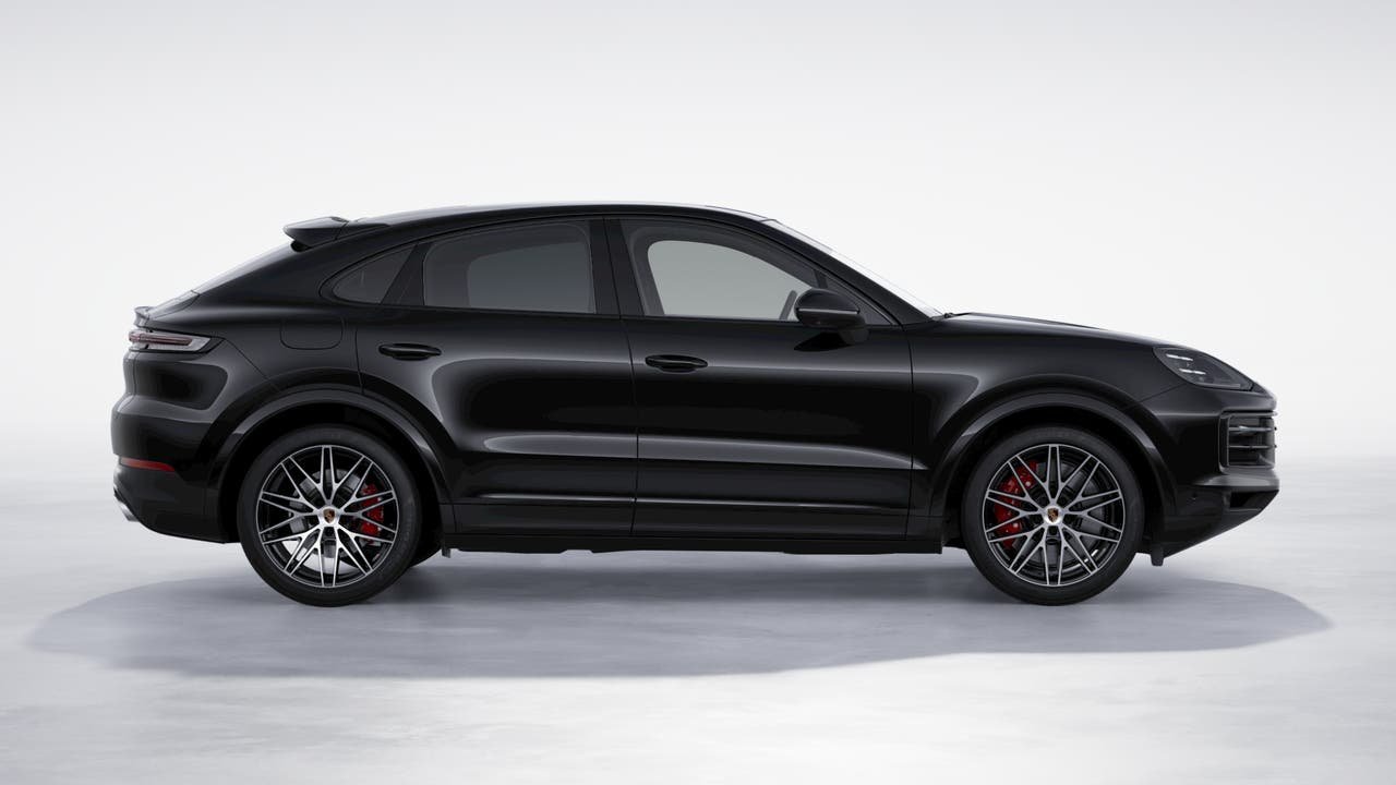 Certified Used 2024  Porsche S image 6