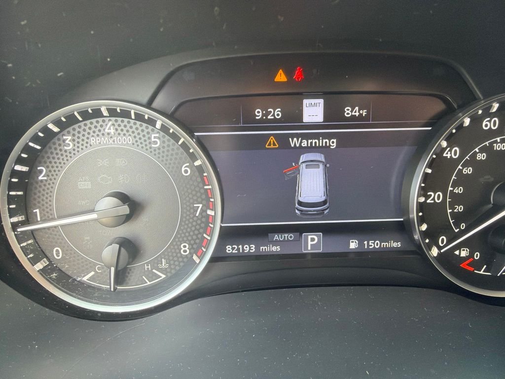 Used 2021 White Nissan Platinum image 2