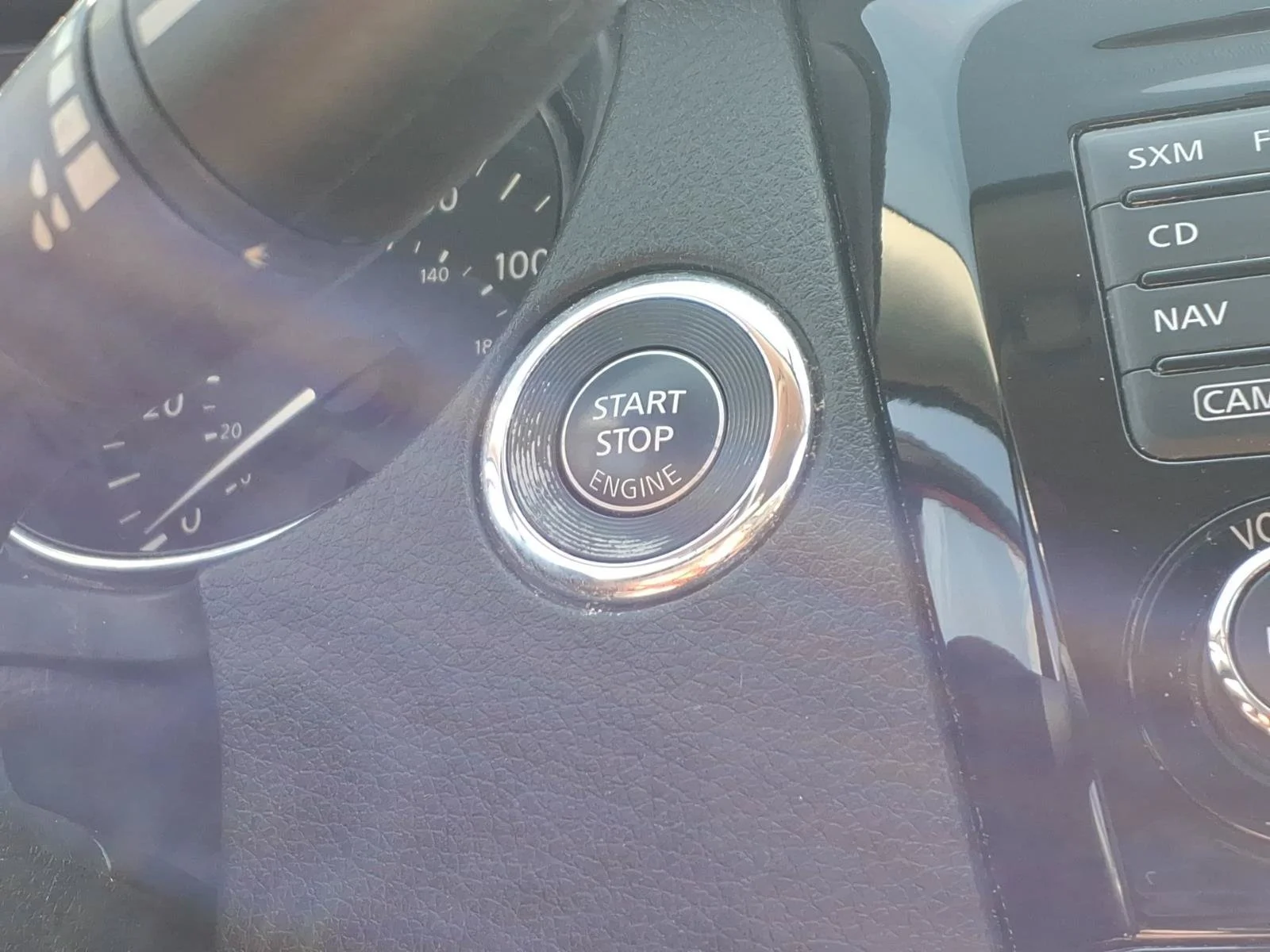 Used 2017 Palatial Ruby Nissan SV image 15