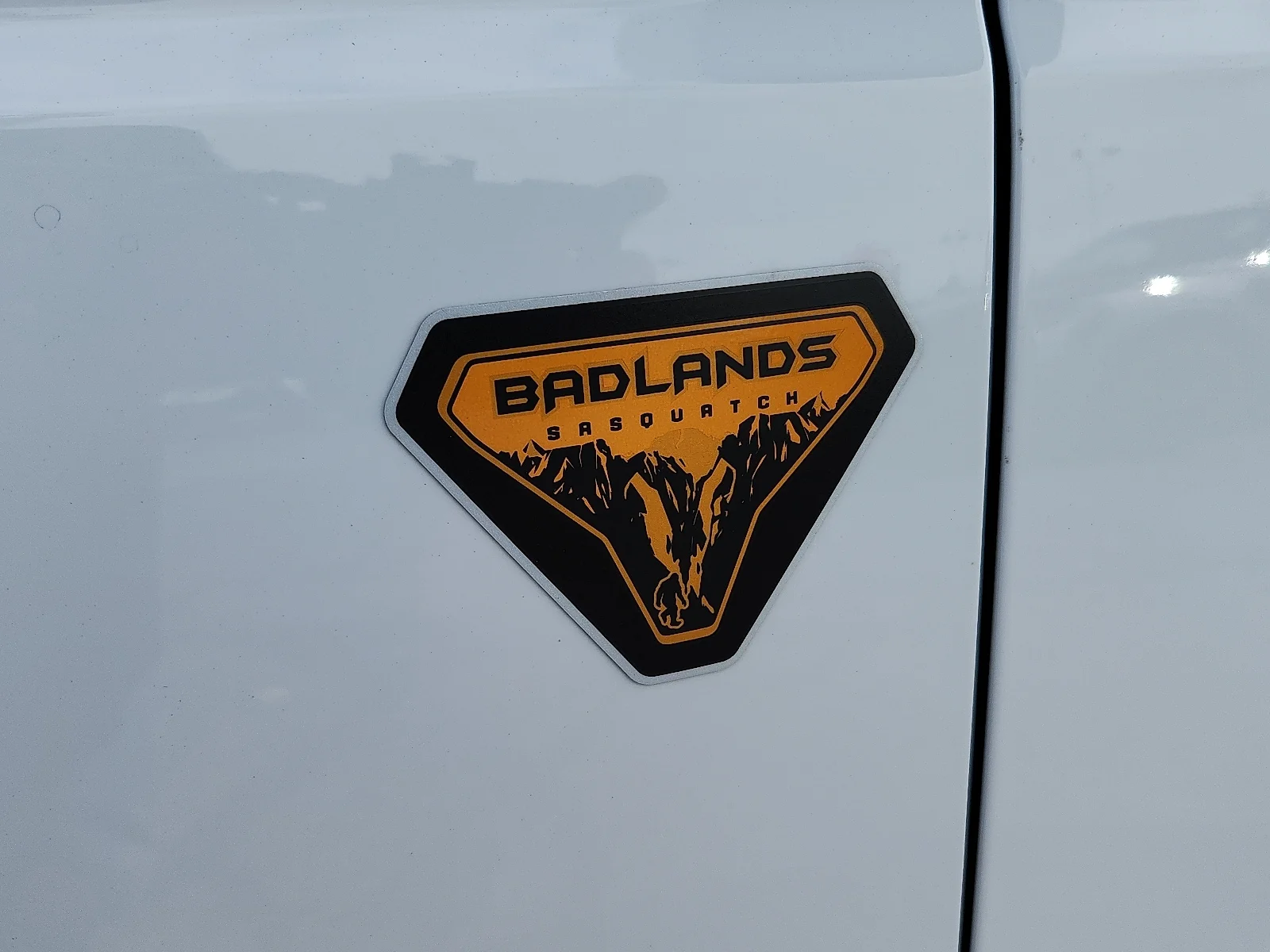 New 2025 Oxford White Ford Badlands&reg; image 8
