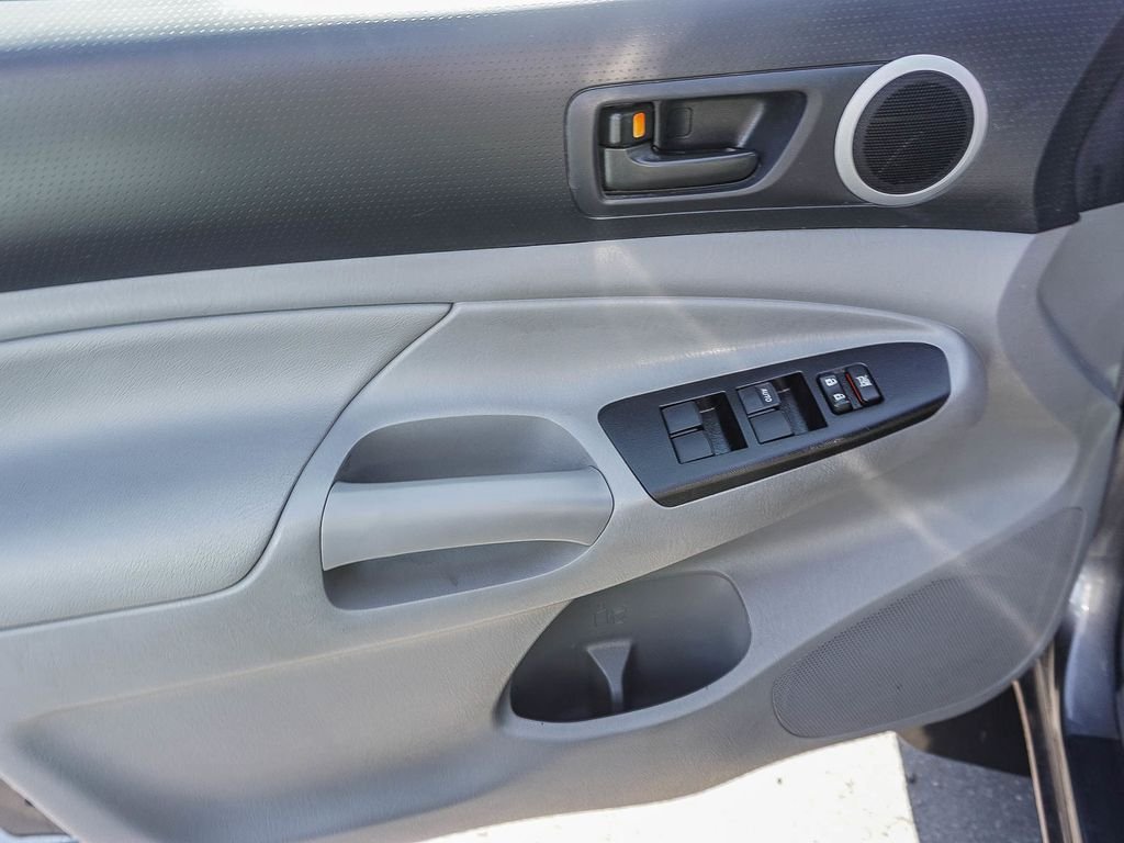 Used 2014 Gray Toyota PreRunner image 18
