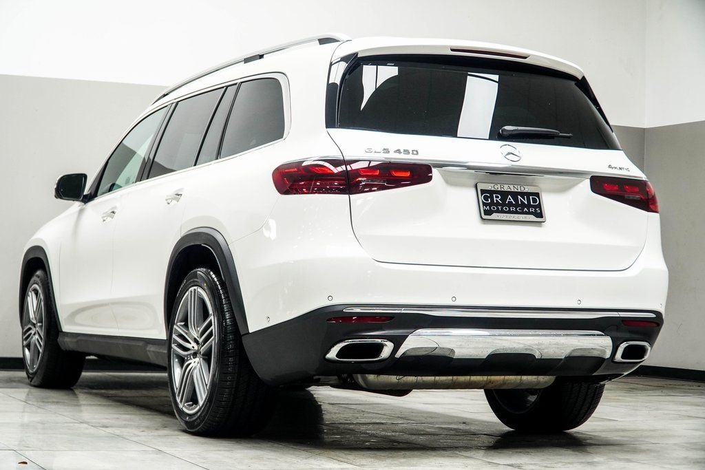 Used 2025 White Mercedes-Benz GLS 450 image 11