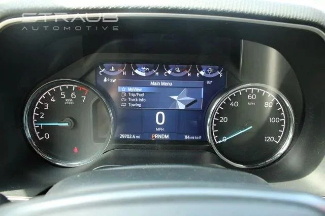 Used 2023 Oxford White Ford XLT image 9