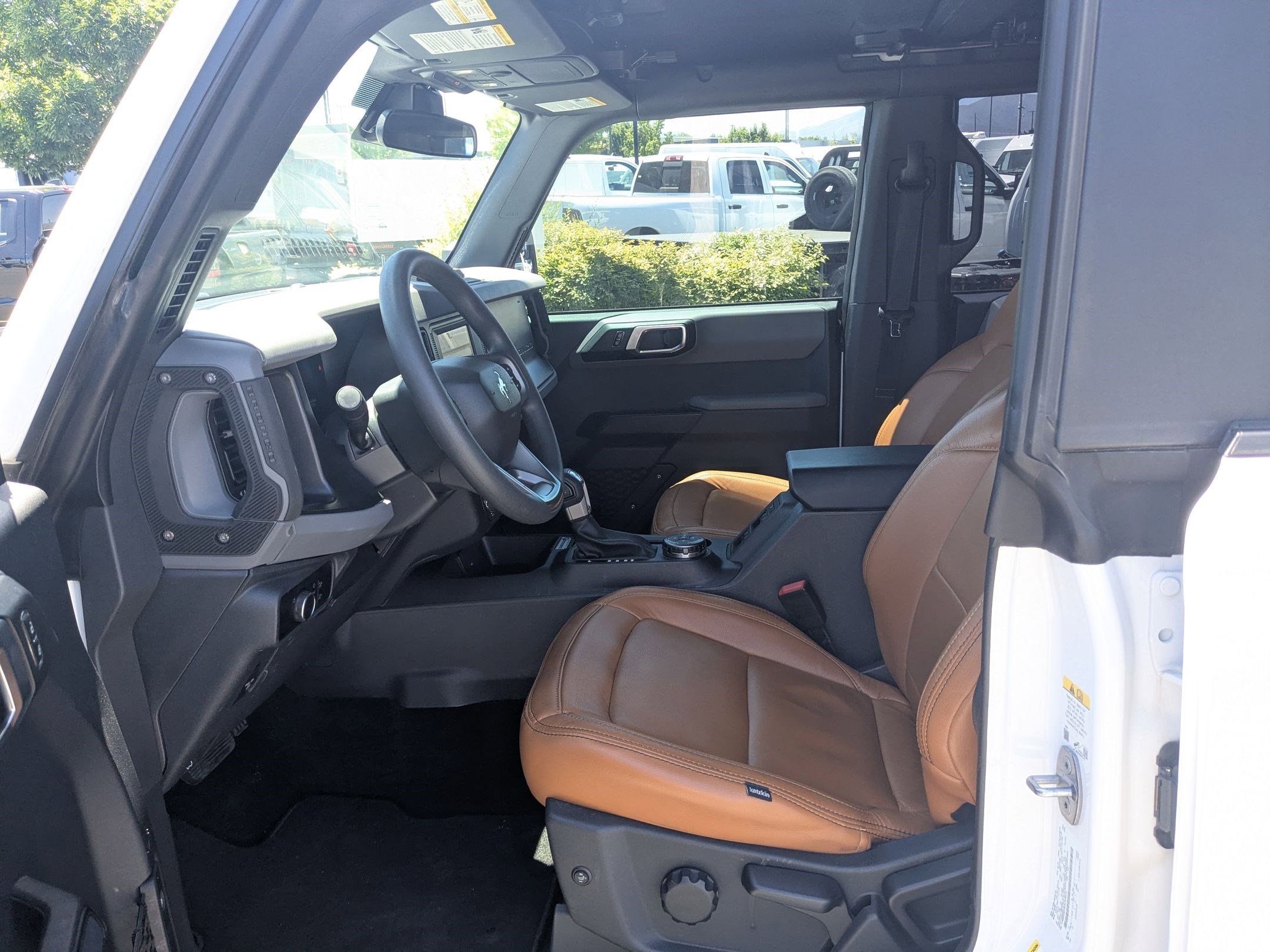 Used 2023 Blue Ford Base image 25