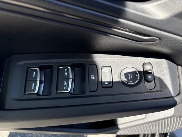 2025 Honda Accord LX - Photo 60