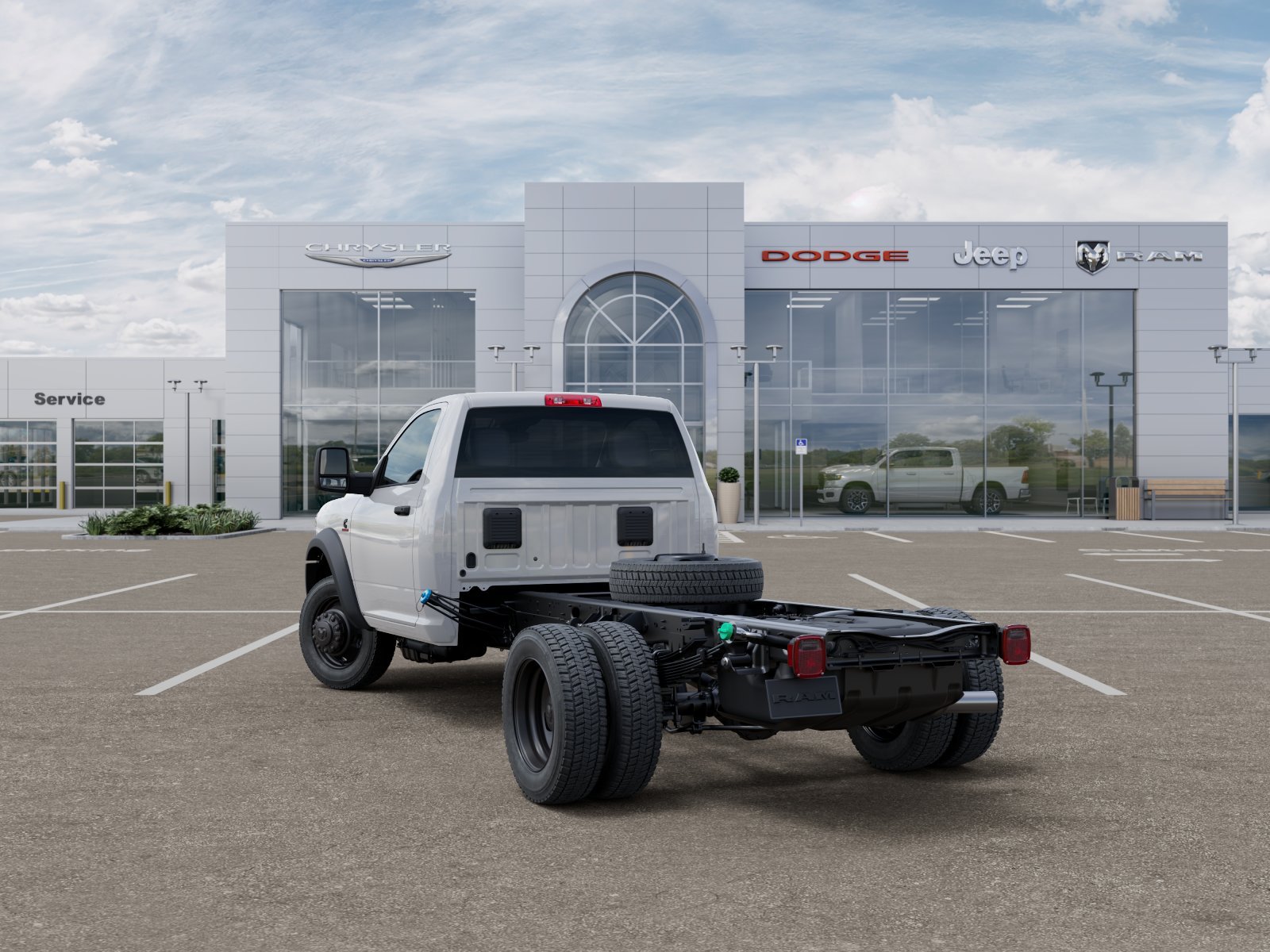 New 2026 Bright White Clearcoat RAM Tradesman image 29