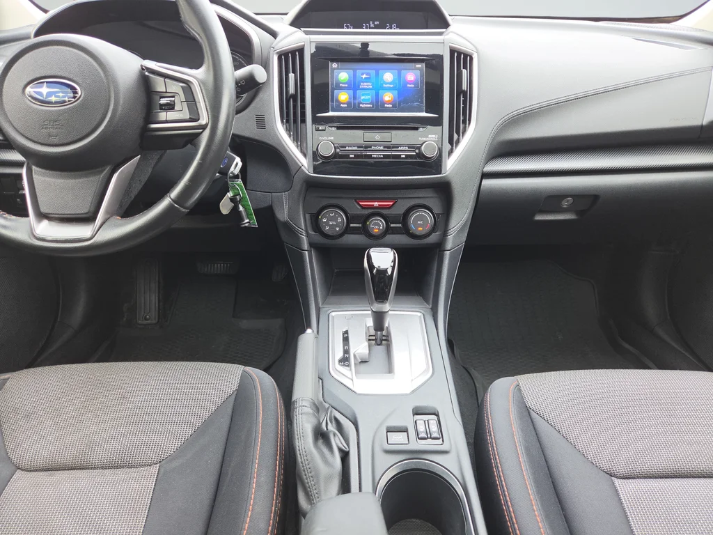 Used 2019 Silver Subaru 2.0i Premium image 10