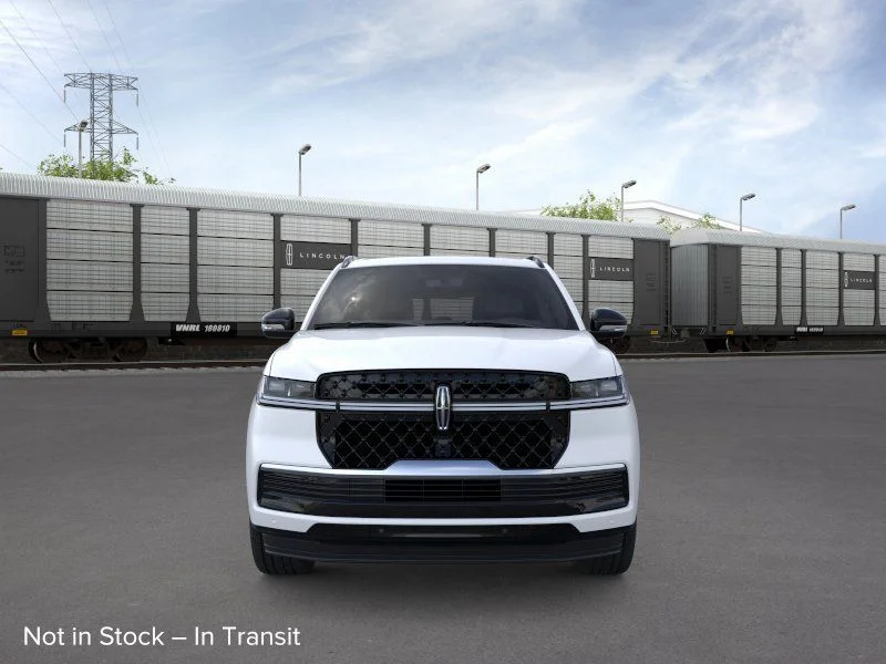 New 2026 Pristine White Metallic Tri-Coat Lincoln Reserve image 6