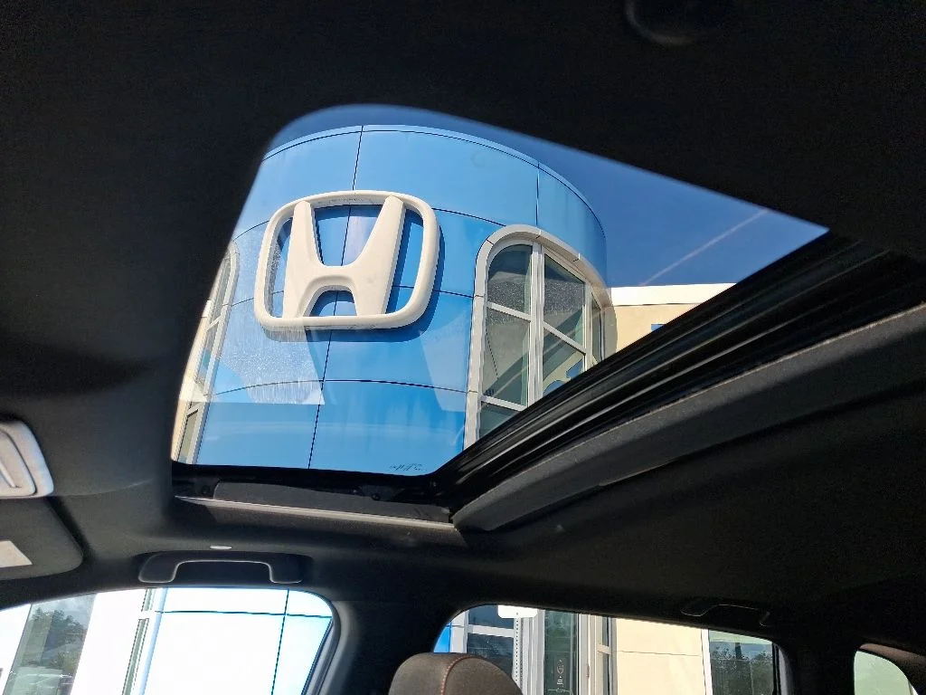 Used 2024  Honda Sport image 18
