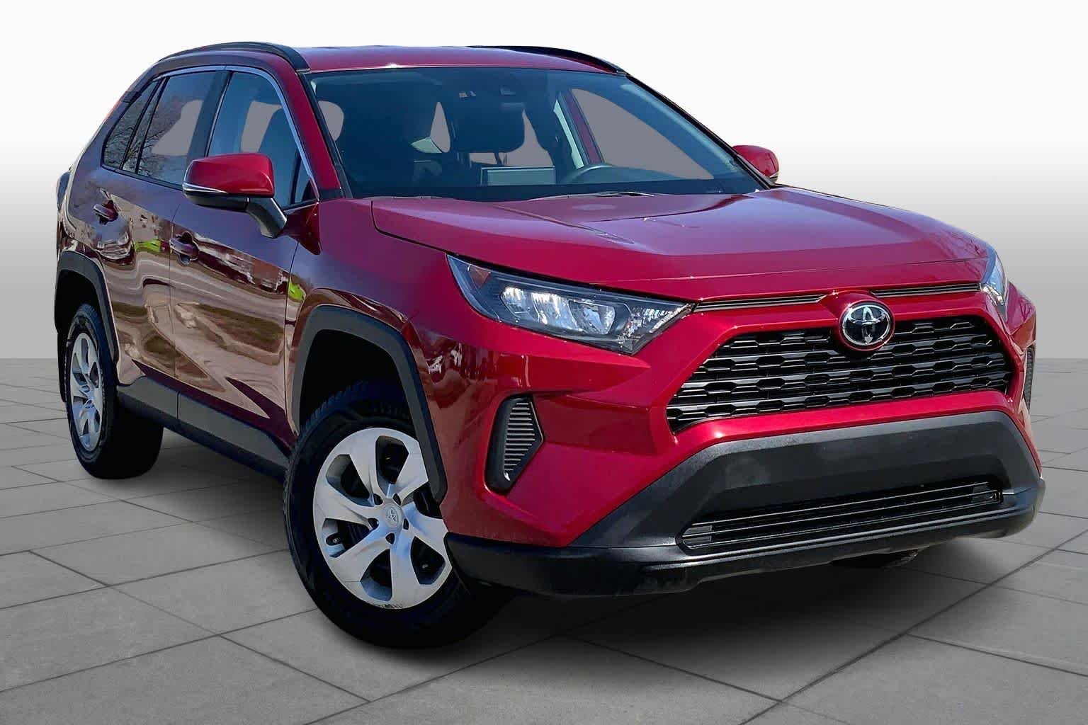 Used 2019 Toyota RAV4 LE with VIN 2T3K1RFV2KW030452 for sale in Kansas City