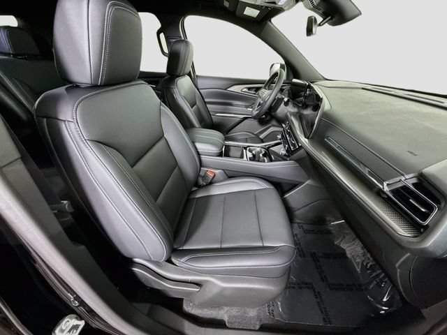 New 2027 Mosaic Black Metallic Chevrolet LT image 28