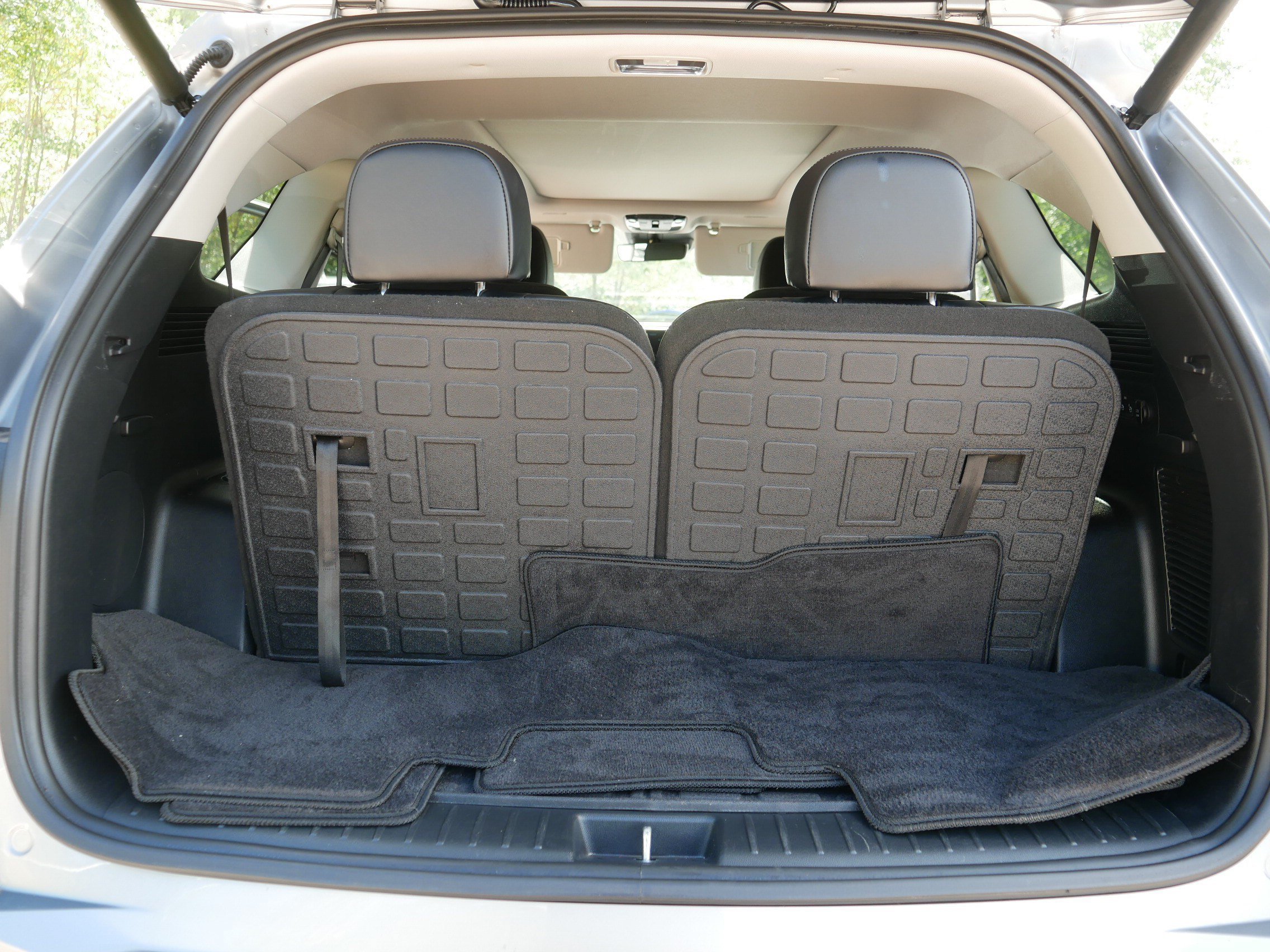 Certified Used 2025 Steel Gray Kia EX image 18