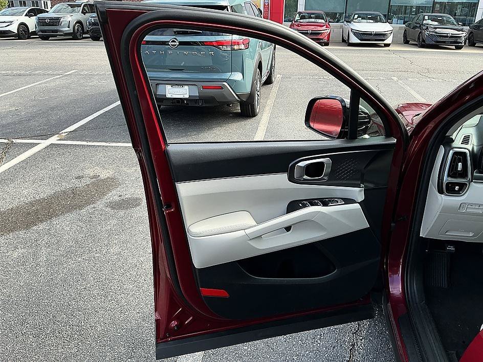 Used 2022 Passion Red Tintcoat Kia S image 11