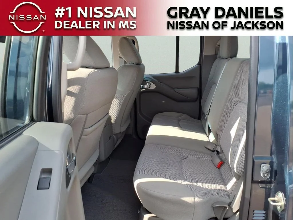 Used 2019 Blue Nissan SV image 25