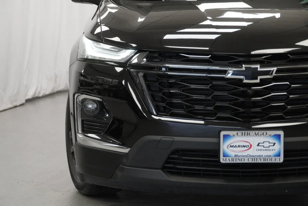 Certified Used 2022 MOSAIC BLACK METALLIC Chevrolet LT Cloth image 11