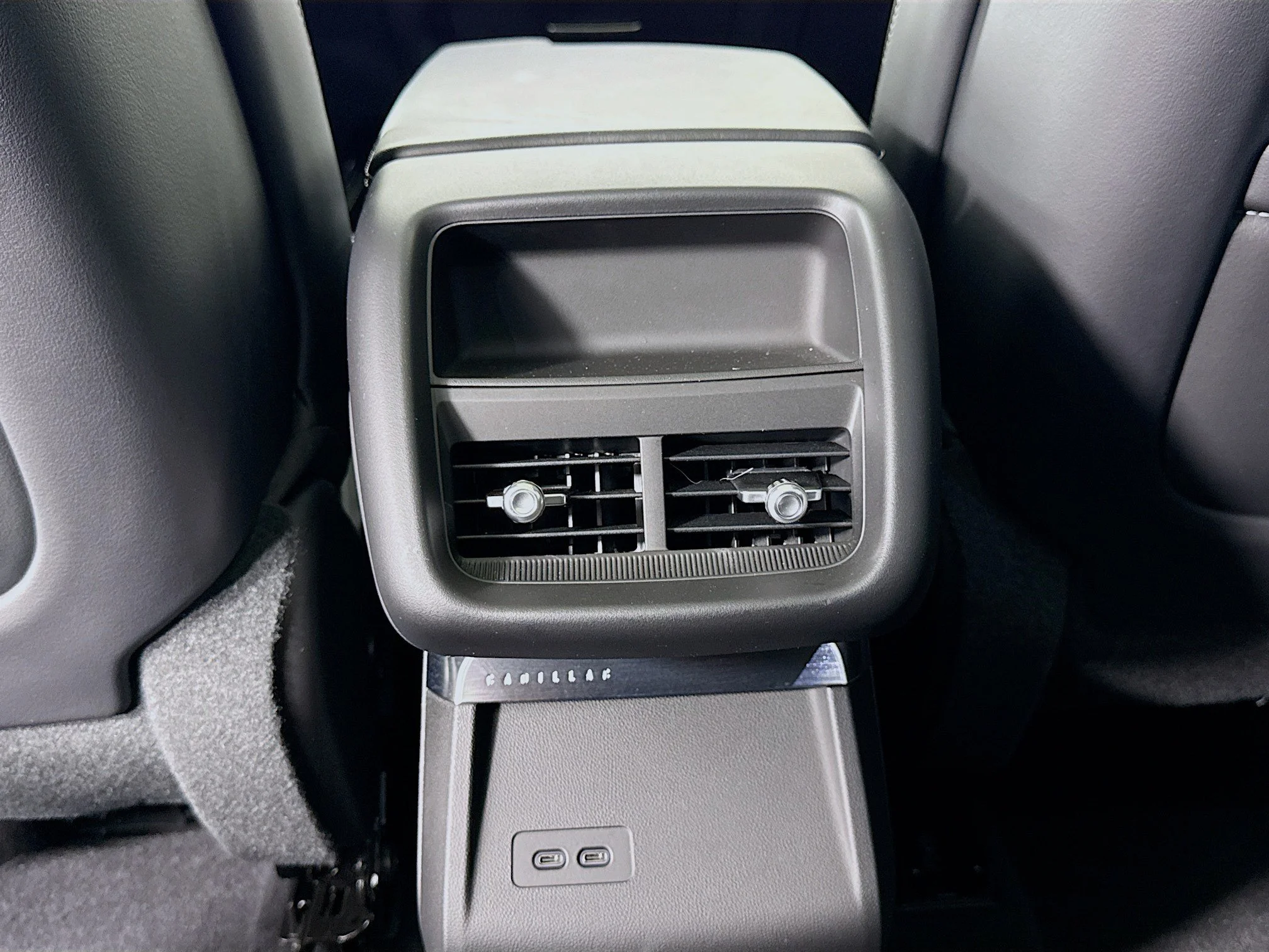 Used 2025 Crystal White Tricoat Cadillac Sport 1 image 29