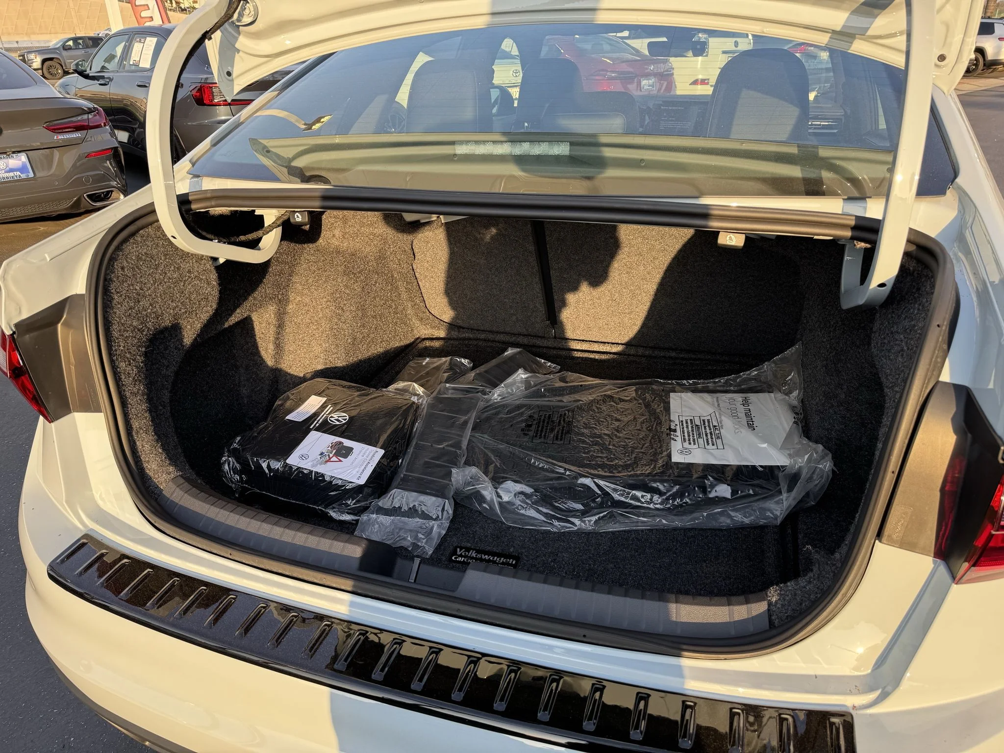 New 2026 Monument Gray w/Deep Black Roof Volkswagen Autobahn image 33