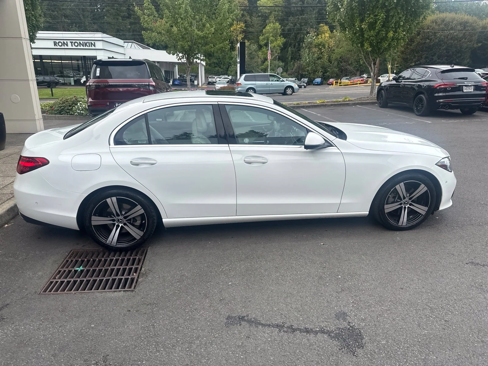 Used 2025 White Mercedes-Benz C 300 image 6