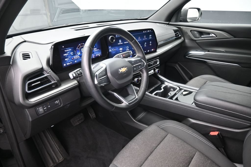 Used 2024 Black Chevrolet LT image 18