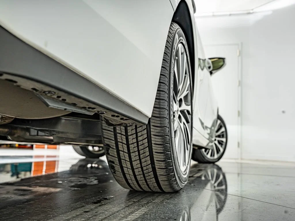 Used 2019 White Pearl Lexus 350 image 49