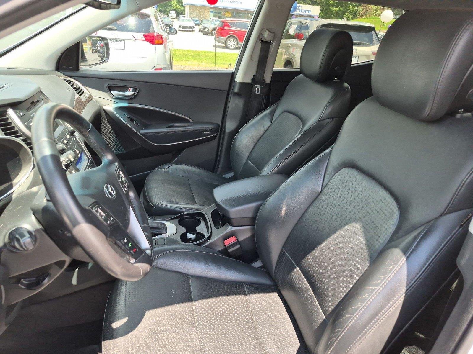 Used 2013 Frost White Pearl Hyundai 2.0T Sport image 17